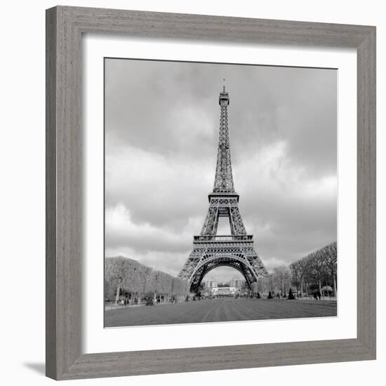 Tour Eiffel #16-Alan Blaustein-Framed Photographic Print