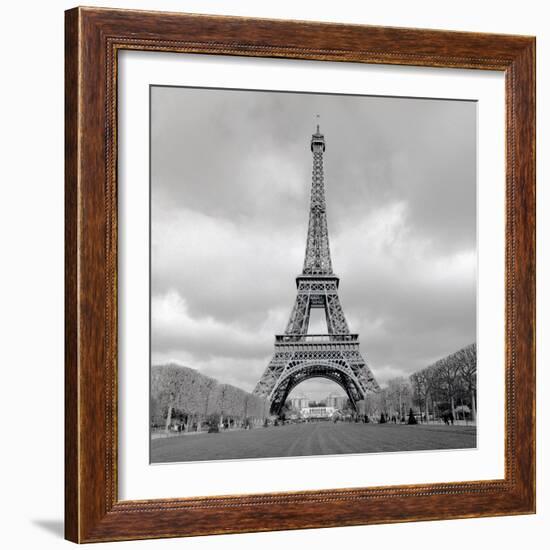 Tour Eiffel #16-Alan Blaustein-Framed Photographic Print