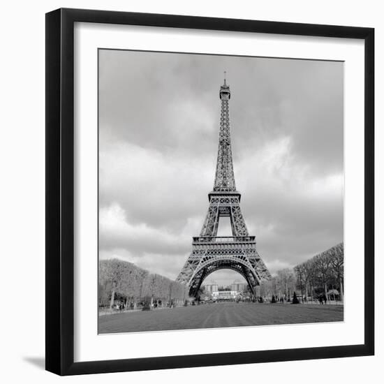 Tour Eiffel #16-Alan Blaustein-Framed Photographic Print