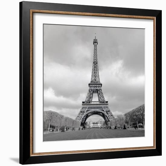 Tour Eiffel #16-Alan Blaustein-Framed Photographic Print