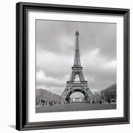 Tour Eiffel #16-Alan Blaustein-Framed Photographic Print