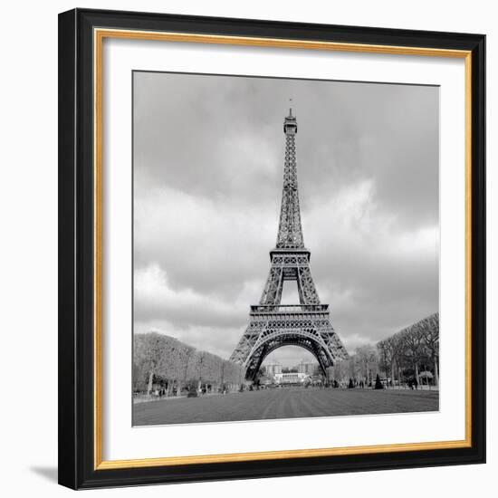 Tour Eiffel #16-Alan Blaustein-Framed Photographic Print