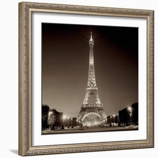 Tour Eiffel #1-Alan Blaustein-Framed Photographic Print