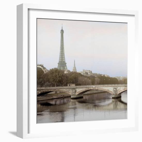Tour Eiffel #3-Alan Blaustein-Framed Photographic Print