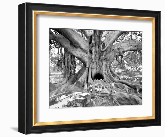 Tourist Trap-Thomas Barbey-Framed Giclee Print