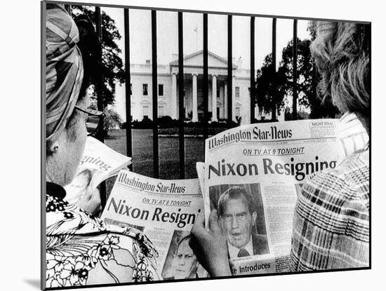 Tourists in Front of the White House Read Headlines, 'Nixon Resigning,' Aug 8, 1974-null-Mounted Photo