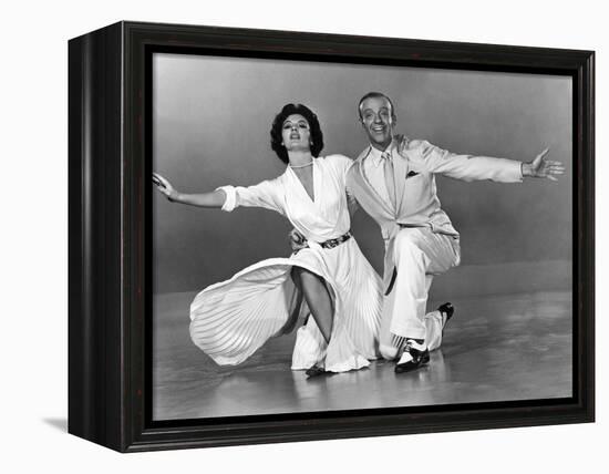 Tous en Scene THE BAND WAGON by VincenteMinnelli with Cyd Charisse and Fred Astaire, 1953 (b/w phot-null-Framed Stretched Canvas