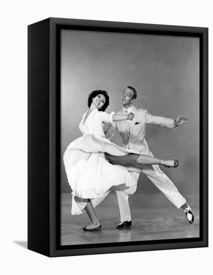 Tous en Scene THE BAND WAGON by VincenteMinnelli with Cyd Charisse and Fred Astaire, 1953 (b/w phot-null-Framed Stretched Canvas