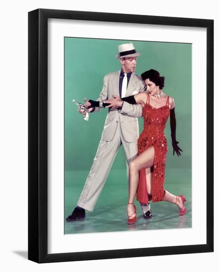 Tous en Scene THE BAND WAGON by VincenteMinnelli with Cyd Charisse and Fred Astaire, 1953 (photo)-null-Framed Photo