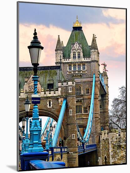 Tower Bridge-Anna Siena-Mounted Photographic Print