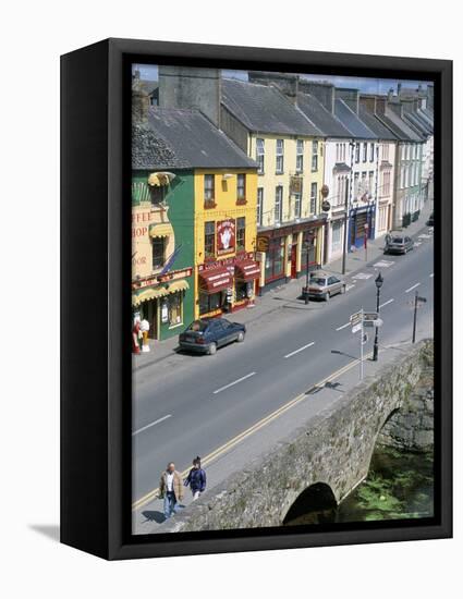 Town of Cahir, Lower Shannon, County Tipperary, Munster, Eire (Ireland)-Bruno Barbier-Framed Premier Image Canvas