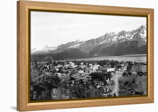 Town View of Seward, Alaska Photograph - Seward, AK-Lantern Press-Framed Stretched Canvas