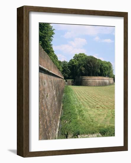 Town Walls, Lucca, Tuscany, Italy-Peter Thompson-Framed Photographic Print