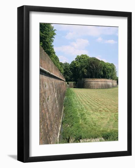 Town Walls, Lucca, Tuscany, Italy-Peter Thompson-Framed Photographic Print