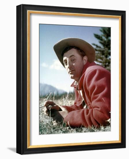 Track of the Cat by William A. Wellman with Robert Mitchum, 1954 (photo)-null-Framed Photo