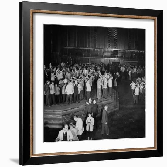 Trading in the "Grain Pit" at the Chicago Board of Trade-Wallace Kirkland-Framed Premium Photographic Print