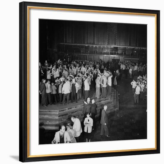 Trading in the "Grain Pit" at the Chicago Board of Trade-Wallace Kirkland-Framed Premium Photographic Print