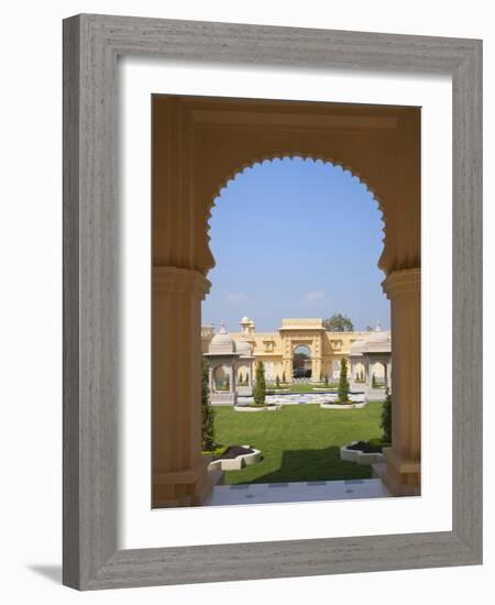 Traditional Architecture, Udaipur, Rajasthan, India-Keren Su-Framed Photographic Print