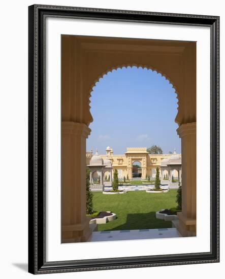 Traditional Architecture, Udaipur, Rajasthan, India-Keren Su-Framed Photographic Print