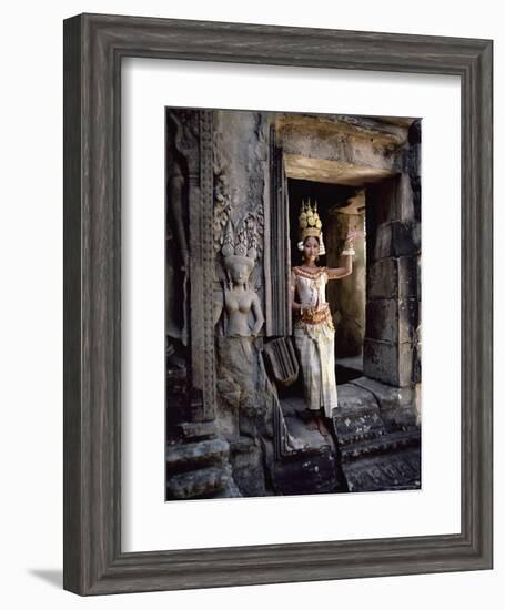 Traditional Cambodian Apsara Dancer, Siem Reap Province, Cambodia-Gavin Hellier-Framed Photographic Print