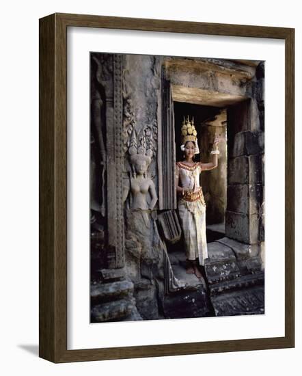 Traditional Cambodian Apsara Dancer, Siem Reap Province, Cambodia-Gavin Hellier-Framed Photographic Print