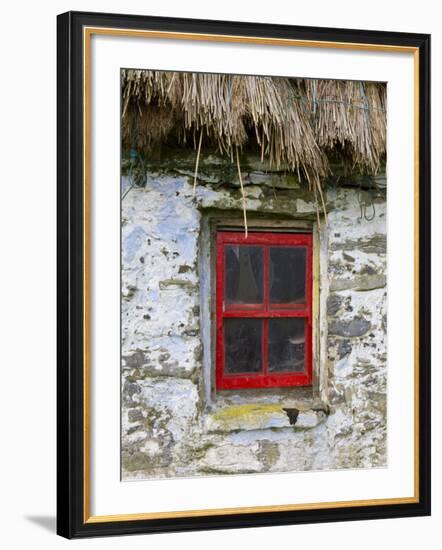 Traditional Thatched Roof Cottage, Inisheer, Aran Islands, Co, Galway, Ireland-Doug Pearson-Framed Photographic Print