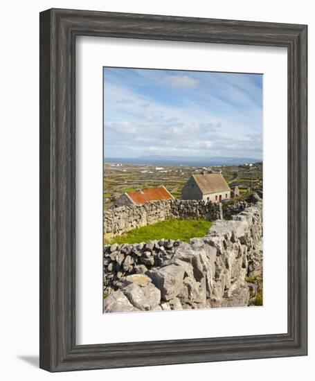 Traditional Thatched Roof Cottage, Inisheer, Aran Islands, Co, Galway, Ireland-Doug Pearson-Framed Photographic Print