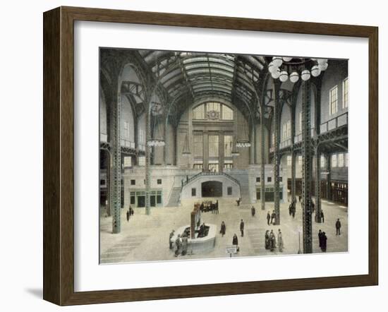 Train Concourse, Chicago Union Station-null-Framed Photographic Print