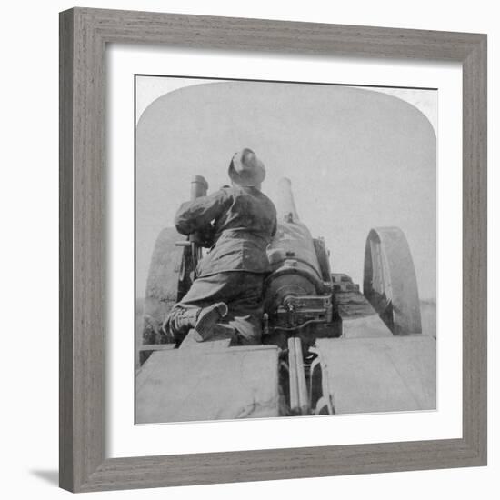 Training One of HMS Monarch's 4.7 Inch Guns on the Pretoria Forts, South Africa, 4th June 1900-Underwood & Underwood-Framed Giclee Print