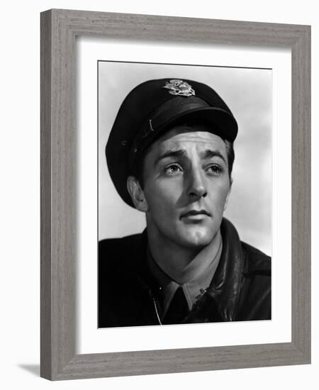 Trente secondes sur Tokyo THIRTY SECONDS OVER TOKYO by MervynLeRoy with Robert Mitchum, Van Johnson-null-Framed Photo