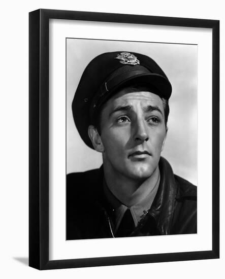 Trente secondes sur Tokyo THIRTY SECONDS OVER TOKYO by MervynLeRoy with Robert Mitchum, Van Johnson-null-Framed Photo