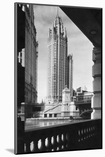 Tribune Tower, Chicago-null-Mounted Photographic Print