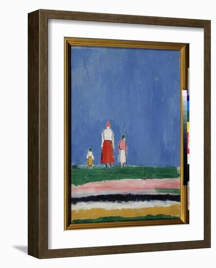 Trois Personnages (Three Figures). Une Mere Avec Deux Enfants, Representes De Dos. Peinture De Kasi-Kazimir Severinovich Malevich-Framed Giclee Print