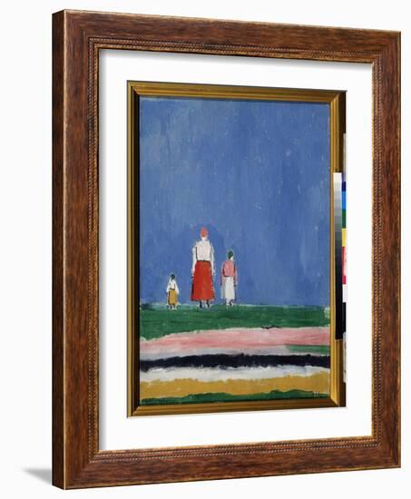 Trois Personnages (Three Figures). Une Mere Avec Deux Enfants, Representes De Dos. Peinture De Kasi-Kazimir Severinovich Malevich-Framed Giclee Print