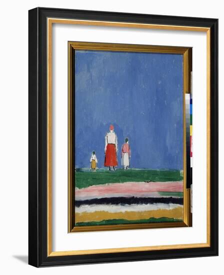 Trois Personnages (Three Figures). Une Mere Avec Deux Enfants, Representes De Dos. Peinture De Kasi-Kazimir Severinovich Malevich-Framed Giclee Print