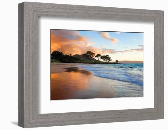 Tropical Beach in Maui, Hawaii-tropicdreams-Framed Photographic Print