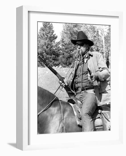 True Grit, John Wayne, 1969-null-Framed Premium Photographic Print