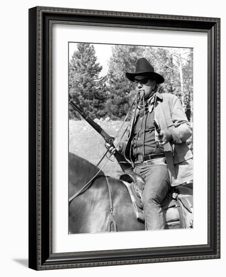 True Grit, John Wayne, 1969-null-Framed Photo