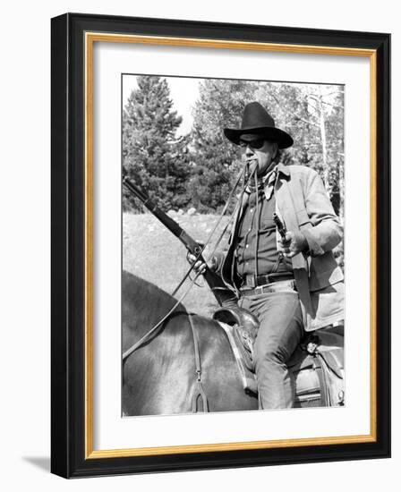 True Grit, John Wayne, 1969-null-Framed Photo