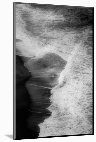 Trying to Surf-Olavo Azevedo-Mounted Photographic Print