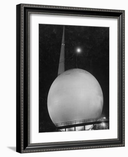 Trylon and Perisphere, the New York World's Fair's Focal Point, Flushing Meadows, New York-David Scherman-Framed Photographic Print