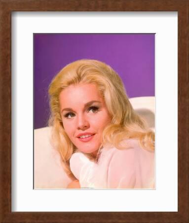 Dreamy Photos Of Forgotten Style Icon Tuesday Weld