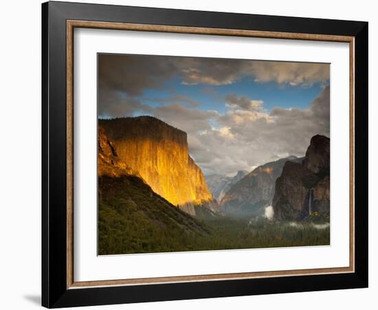 Tunnel Overlook, One of the Most Famous Views in All of the National Parks-Ian Shive-Framed Photographic Print