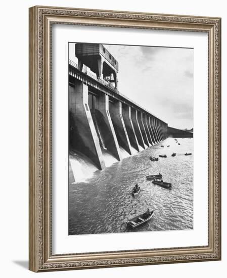 Tva Projects in the Kentucky Lake Dam-Ralph Crane-Framed Photographic Print