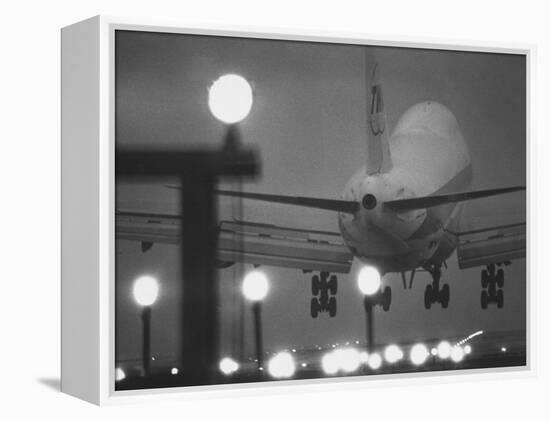 Twa Plane Landing at O'Hare Airport-null-Framed Premier Image Canvas