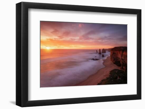 twelve-apostles-9-Lincoln Harrison-Framed Photo