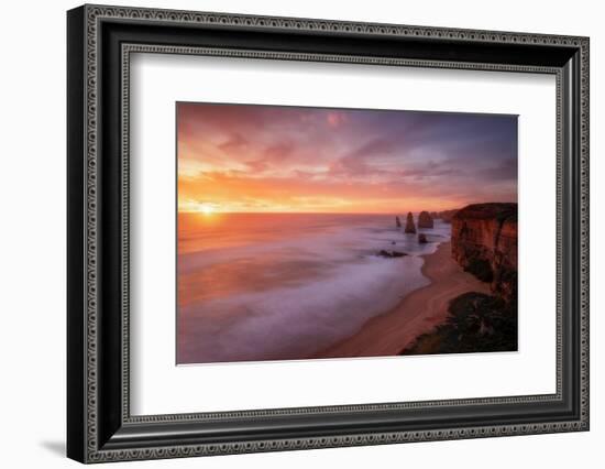 twelve-apostles-9-Lincoln Harrison-Framed Photo