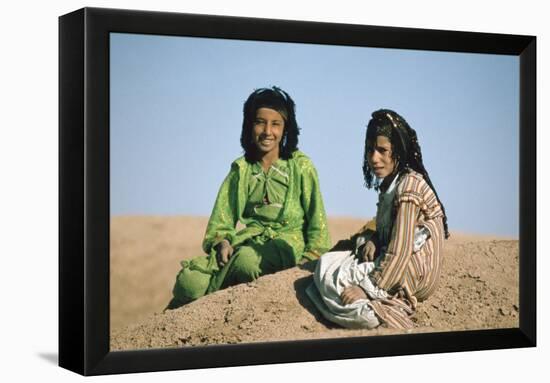 Two shepherdesses, Calah (Nimrud), Iraq, 1977-Vivienne Sharp-Framed Premier Image Canvas