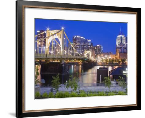 Roberto Clemente Bridge (6th Street Bridge) over the Allegheny River ...