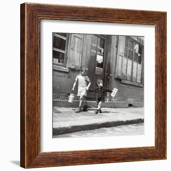 Rue Marcellin Berthelot, Choisy-Le-Roi, c.1945-Robert Doisneau-Framed Art Print